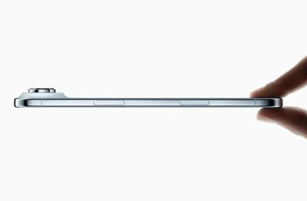 镇江苹果维修点分享iPhone 17 Air自动关机电源故障解析 